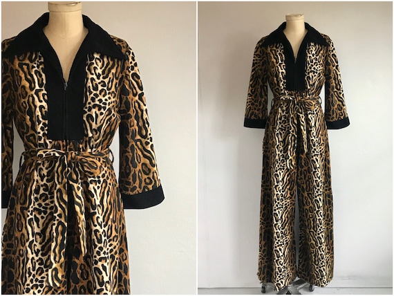 Vintage 60s Animal Print Jumpsuit / 1960s Leopard
