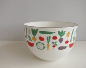 Vintage Kaj Franck Enamel Bowl / 1960s Mid Century Arabia Finland Fruit and Vegetable Print Enamelware Bowl