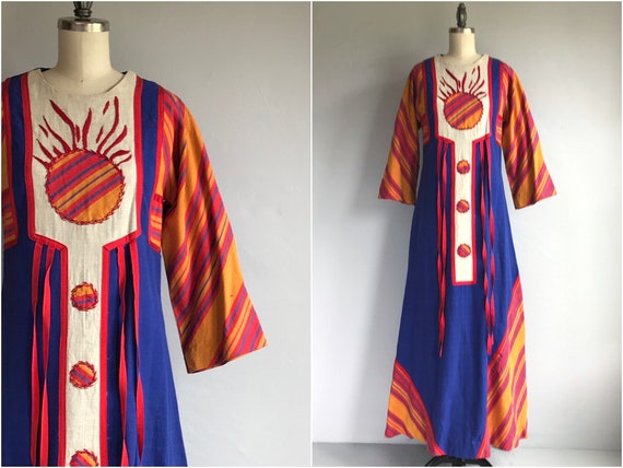 Vintage 1970s Mexican Maxi Dress / 70 Floral Hand