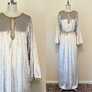 Vintage 70s Bill Tice Velour Caftan, Silver Grey Crushed Velvet Maxi Hostess Dress, Resort Lounge Dress