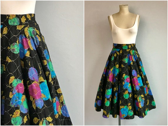 Vintage 1950s Circle Skirt / 50s Quilted Novelty F