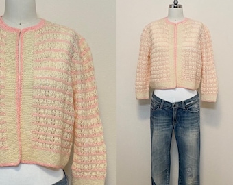 Cárdigan de lana tejido a mano estilo vintage de los años 60, suéter bolero de encaje calado abierto color crema y rosa de los años 60, chaqueta de cama corta con frente abierto, moda de primavera