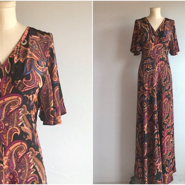 Vintage 70s Maxi Dress /  1970s David Silverman Black Orange Paisley Print Hostess Festival Dress with Butterfly Sleeves