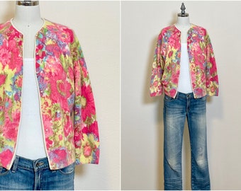 Vintage 60s Darlene Sweater, 1960s Floral Print Patterned Lambwool Cardigan, Spring Fashion Pink Blue Yellow