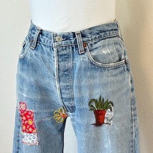 Vintage Levis 501 Jeans, Upcycled Sun Flower Hand Embroidered Sashiko Distressed Well Worn Denim Button Fly Jeans, Patched Jeans image 9