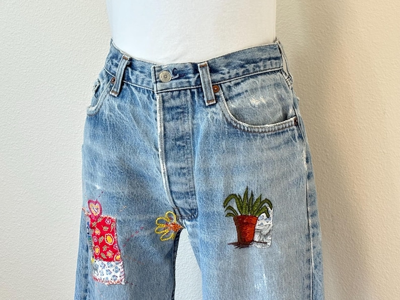 Vintage Levis 501 Jeans, Upcycled Sun Flower Hand Embroidered Sashiko Distressed Well Worn Denim Button Fly Jeans, Patched Jeans image 9