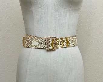 Vintage 50s Gold Print Leather Belt, 1950s Venetian Pattern Gold Foil Wide Leather Belt