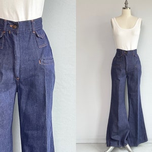 Vintage 70er Jahre Dark Denim Jeans, 1970er Jahre Deadstock High Waist Schlaghose mit weitem Bein Bild 1