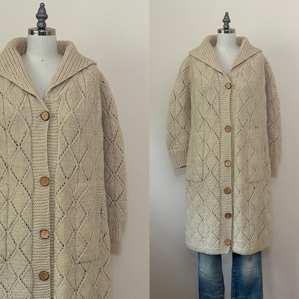 Abrigo de lana vintage de los años 60, cárdigan extragrande tejido a mano en beige jaspeado de los años 60, moda de otoño, abrigo tipo pescador.