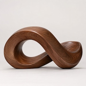 Escultura de madera con forma de bucle infinito, forma de Möbius lisa para interiores modernos.