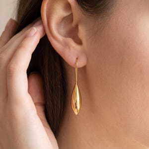 Eleganta olivformade droppformade örhängen, silverbladsörhängen, lövdroppsörhängen, silversmycken, present till henne, brudtärnepresent,