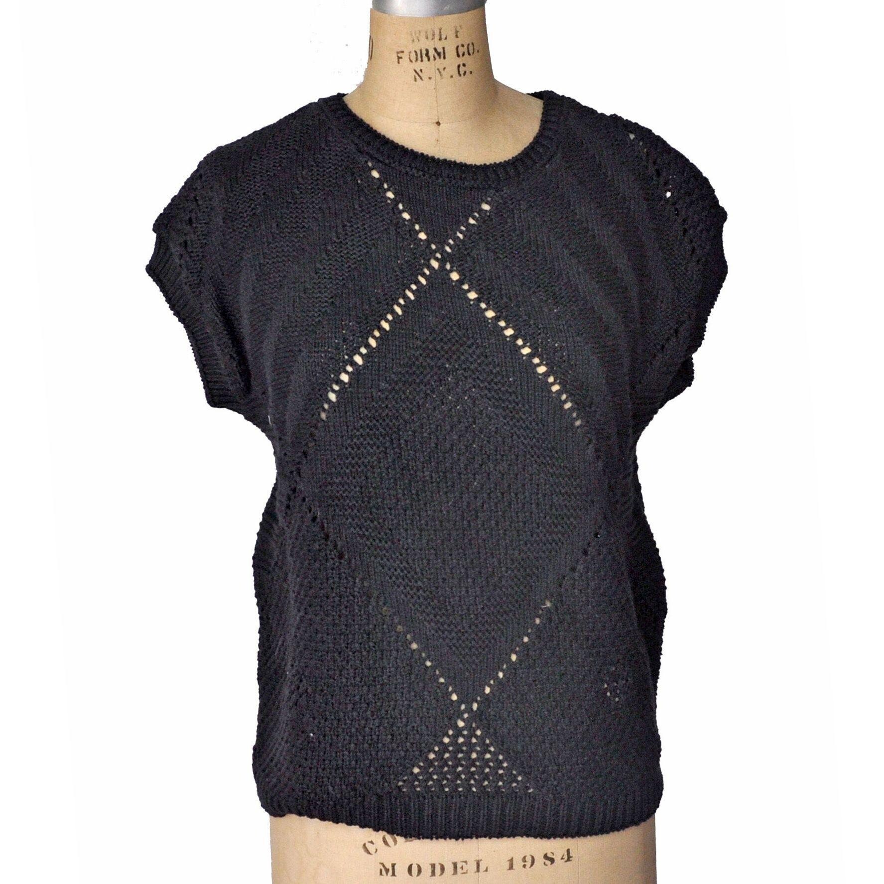 black criss cross sweater