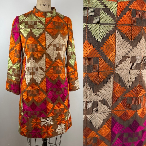 Vintage 60s Mod Colorful Embroidery Geometric Shif