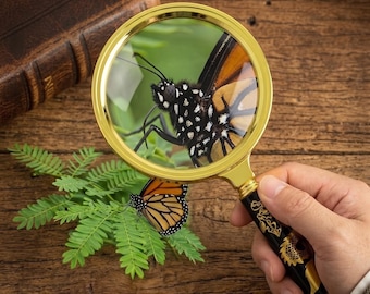 Luxury Dragon Magnifying Glass 10X, Elegant Handheld HD Reader for Books, Jewelry & Close Work
