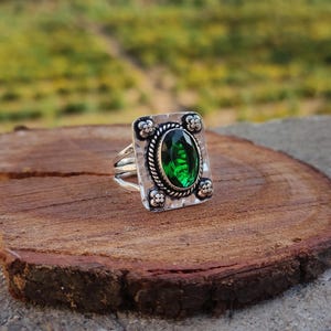 Vintage Grüner Edelstein Statement Silber Ring, Oval Smaragd Glasstein Ring, Boho Handmade Schmuck Geschenk für Sie, bestes Geburtstagsgeschenk für Mama
