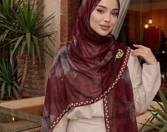 Burgundy Hijab Gift Set & FREE Pin, Personalized Name Scarf, Eid Al Adha Gift, Deep Red Evening Pashmina, Free Ship Modest Wrap