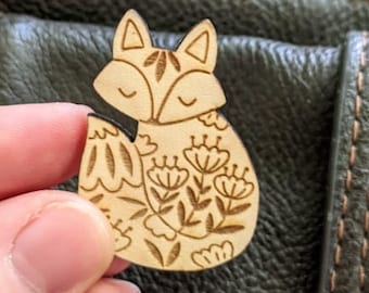 Fox Brooch Pin 1.5 inch - wooden jewelry, accessories, illustrated jewelry, woodland pin, cute brooch