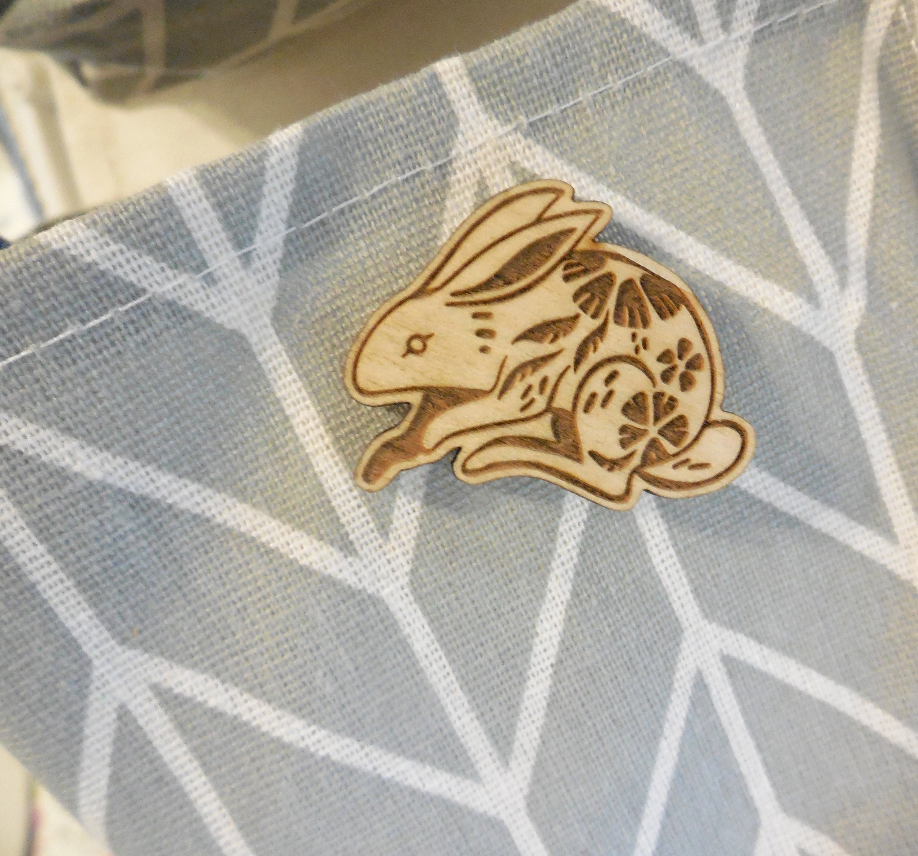 Wooden Rabbit Bunny Brooch Pin 1.5 inch wooden jewelry | Etsy