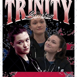 Könnte beinhalten: Digitaler Download-Grafik mit dem Namen "TRINITY" in Rot und Weiß und "Santos" in Schreibschrift. Das Bild zeigt drei Porträts einer Person in schwarzer Uniform und mit Stethoskop. Die Texte "DIGITAL DOWNLOAD" und "TRANSPARENT BACKGROUND" sind ebenfalls vorhanden.