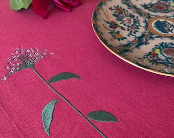 Moira Pusteblume | Besticktes Tischset