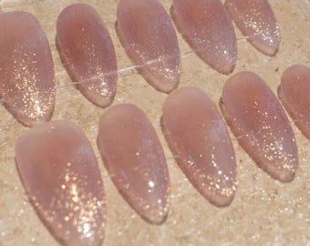 Funkelnde Katzenaugen Französisch Pink Almond Drücken Sie auf die Nägel, wiederverwendbare Gel-Nägel