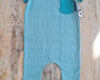 Kinderrompertje/ turkoois/ Oeko-Tex Standard 100/ knooploos overall met elastische kraag/ rompertje/ handgemaakte kinderkleding/ unisex outfit