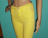 Vintage Yellow Girl 39 s Capri Pants size 12 stretchy jeans shorts kids
