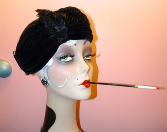 Vintage Dubonnet Black Velvet Pillbox Hat