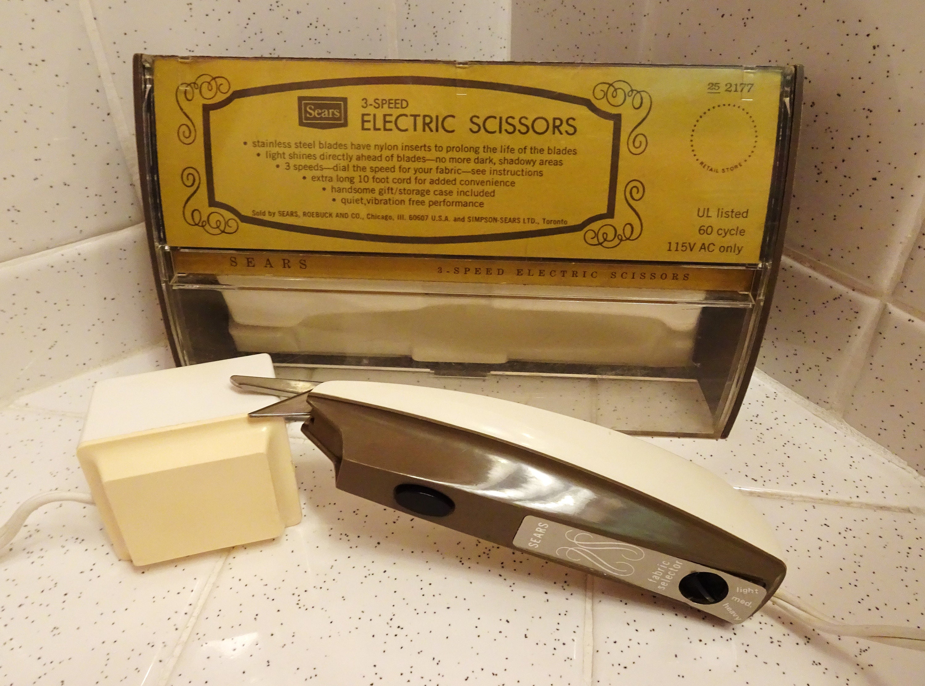 2x Old Household Scissors Kitchen Scissors Blue Vintage 70s NEW / Unused 