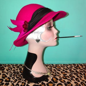 Vintage Fuchsia Lancaster Wool Cloche Hat w/ Feathers