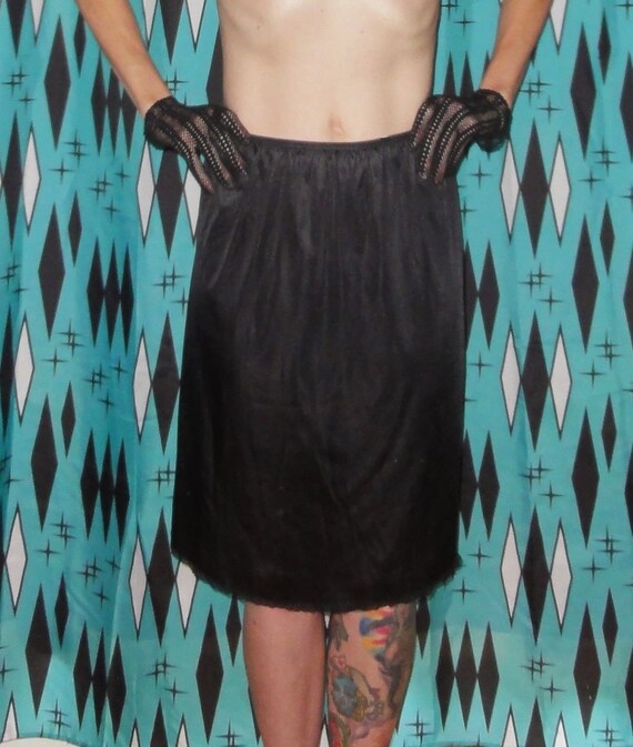 Vintage Black Vanity Fair Half Slip M Lace Trim Rockabilly Boudoir