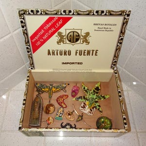 Vintage Arturo Fuente Wood Cigar Box