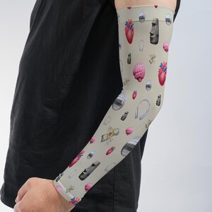 Anatomy Medical Arm Sleeves Heart Brain Science Pattern UV Protection Compression Sleeves for Running Cycling Sports