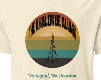 Analogue Alumni T-shirt | Retro jaren 70/80 graphic T-shirt | Geen signaal, geen probleem