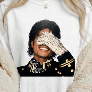 Michael Jackson leende PNG, MJ paljetthandskepose digital nedladdning, estetisk skjortdesign för kungen av pop