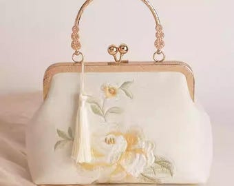 Vintage Chinese Embroidered Clutch, Ivory Silk Bridal Purse with Tassel, Hanfu Evening Bag