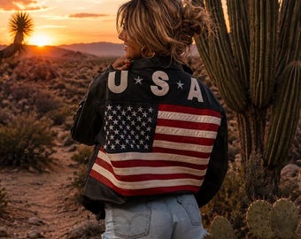 Vintage jaren 1990 VS vlag varsity bomberjack Amerikaanse vlag ontwerper patriottische biker motorjas Michael Hoban retro stijl festivaloutfit