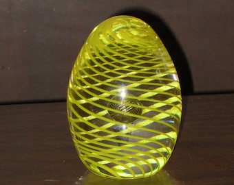 Glass Egg Paperweight Yellow Swirl with Bubble Vintage