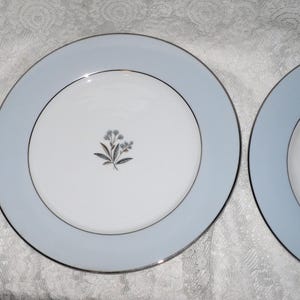 Noritake Mavis 2 Dinner Plates 5543 Light Blue Vintage