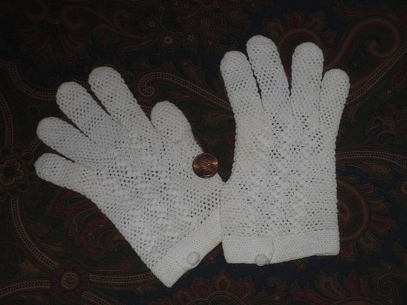 Crochet Gloves for Child Off White Vintage Italy - image 3