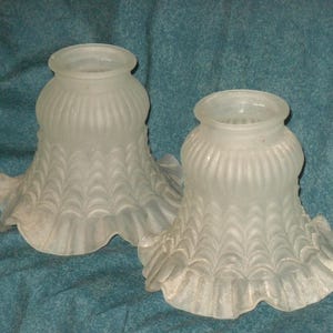 Ruffle Edge Shaped Sconce Shade Pair Glass Replacement White Tulip