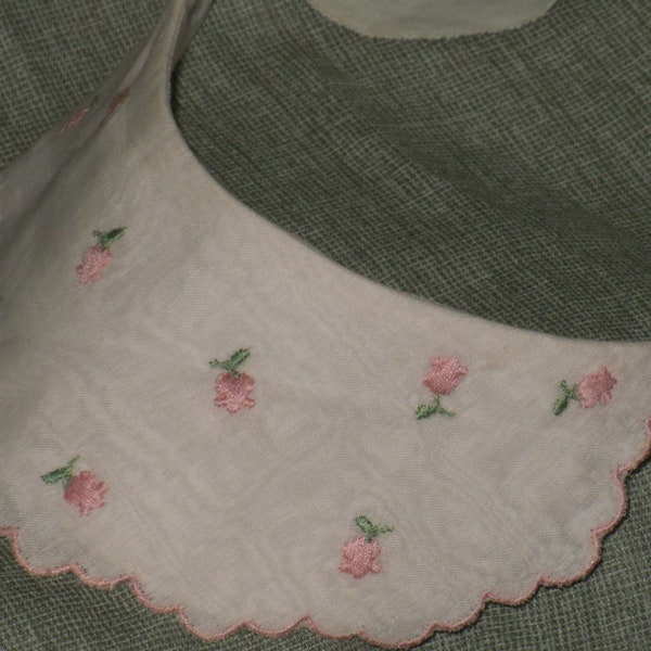Swisscraft Child's Detachable Collar Embroidered Pink Flowers Vintage