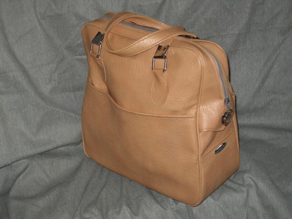 Courrèges 1960'S Orange Vinyl Holdall Weekend Travel Bag For Sale at  1stDibs