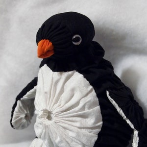 Yo-Yo "Pen Gwen" (Penguin) Pattern. Hand-sewn. Fun. Gift. Whimsical.  Easy Sewing. Step-by-Step Instructions. Antarctica. Africa. Australia