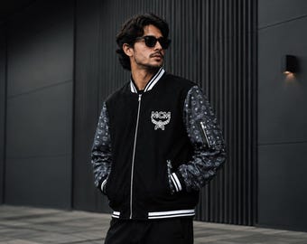 MCM Herren Varsity Jacke schwarz | Schwarz Wolle Body Echtes Leder Ärmel Bomberjacke | Luxus Letterman Jacke für Männer