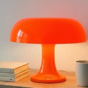 Vintage orange Pilz-Lampe