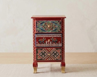 Mesita de noche india artesanal de madera de mango repujada con 3 cajones Mesita de noche india artesanal - Mesita de noche de madera de mango repujada