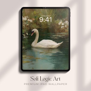 Puede incluir: Un iPad muestra una pintura serena de un cisne blanco deslizándose sobre un estanque. La obra de arte presenta un cisne con pico rojo y ojo negro. La hora 9:41 se muestra en la pantalla. El texto "Sofi Logic Art" y "Premium iPad Wallpaper" están abajo.