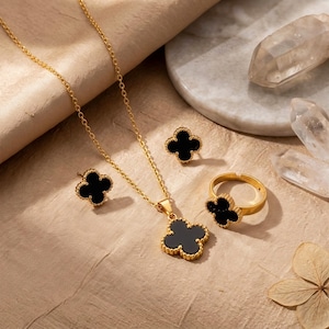 Van cleef alhambra black necklace - Etsy 日本