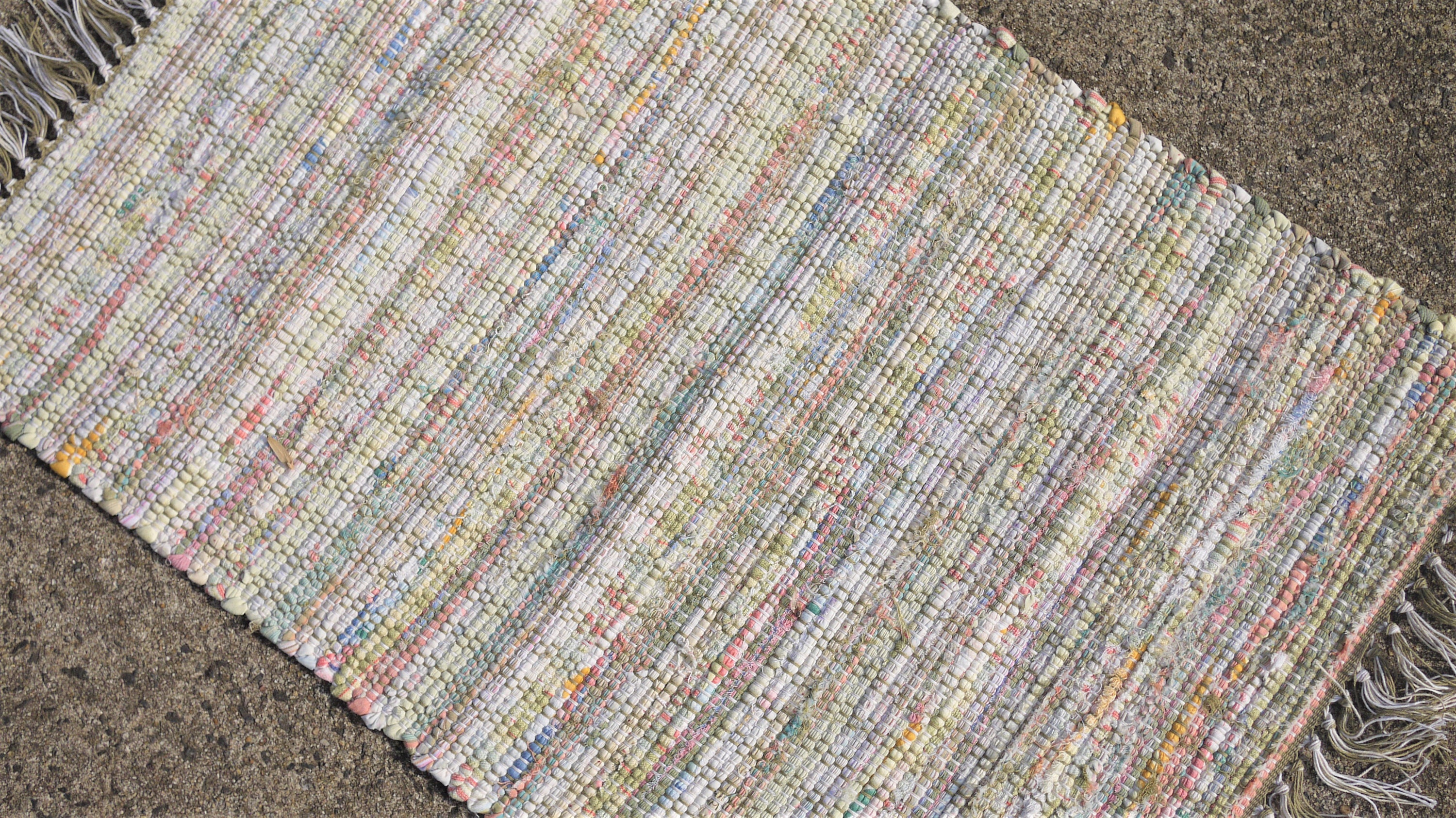 21 x 31 Machine Washable Rag Rug Pearly Neutrals Etsy